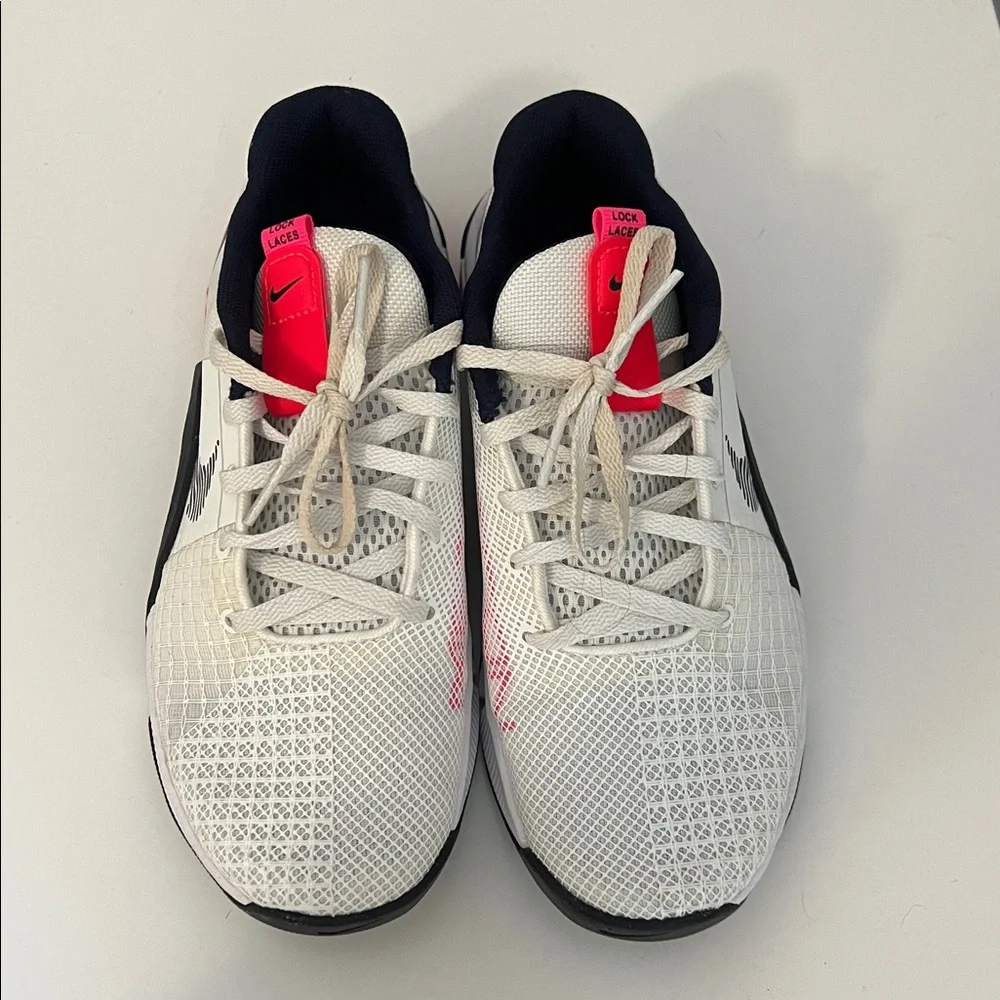 Colorful Nike Metcon - Picture 2 of 4